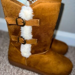 Jessica Cline Faux Fur Winter Boots Size 11M